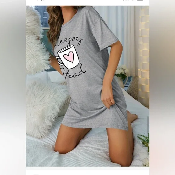 Sleepy Head T-Shirt - Picture 3 of 7